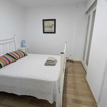 Tropicana-30m De La Playa Con Parking Y A/c 公寓